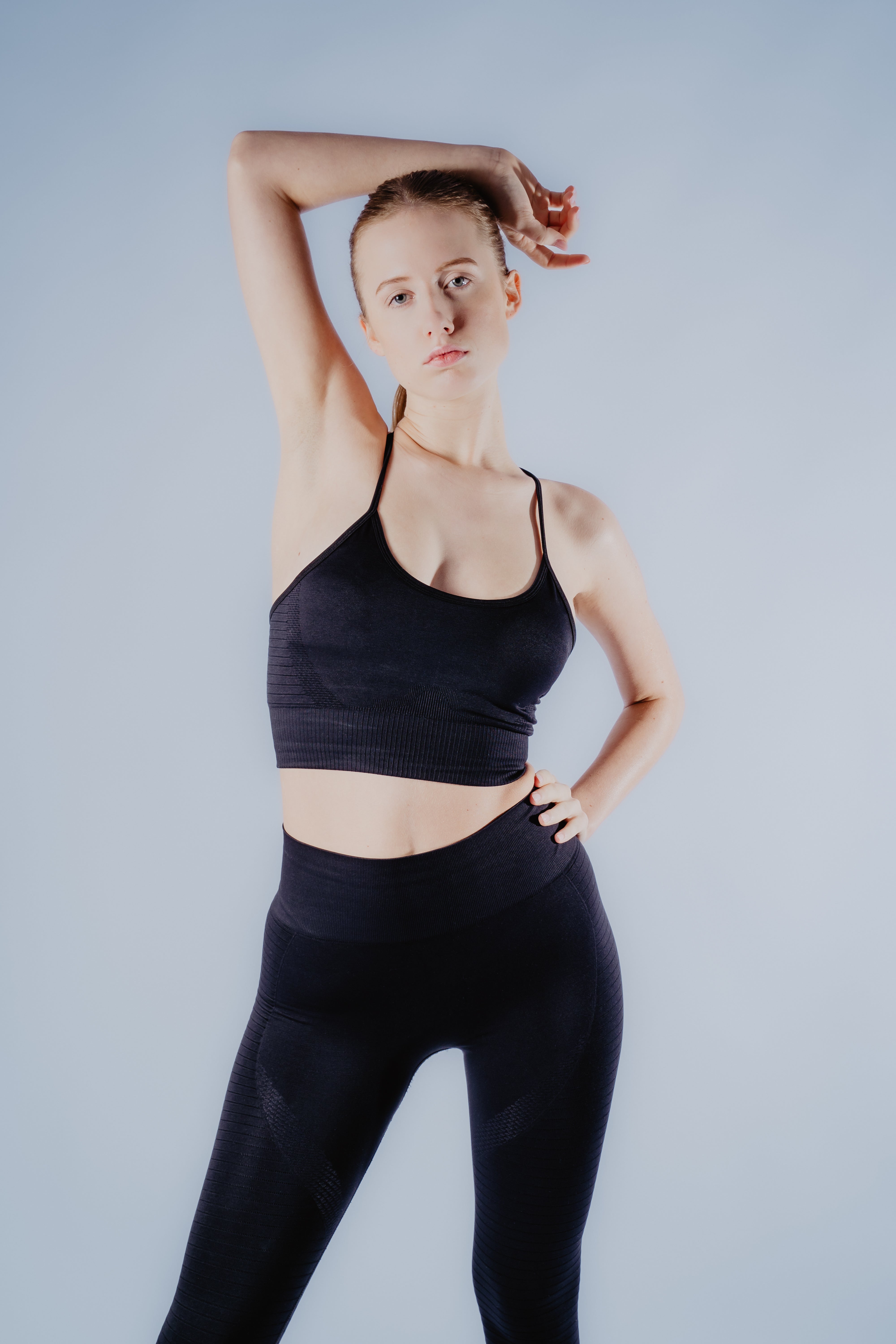 Black sports bra and leggings online